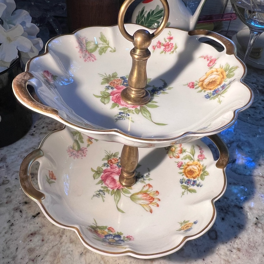 Floral Two-Tiered Serveware, screw is rusty on underside
